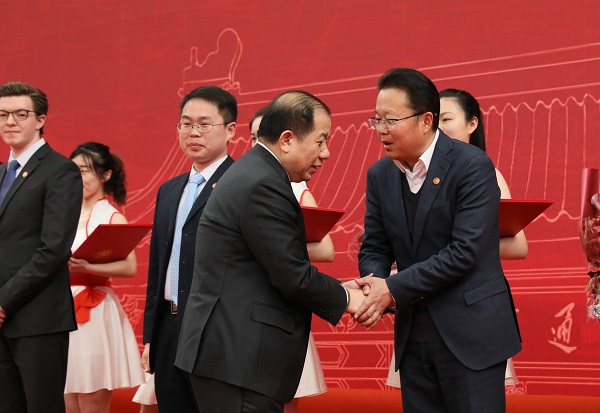 1523178932538327.jpg 32.jpg